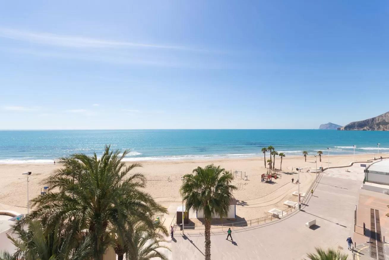La Joya Building / Playa Arenal-Bol