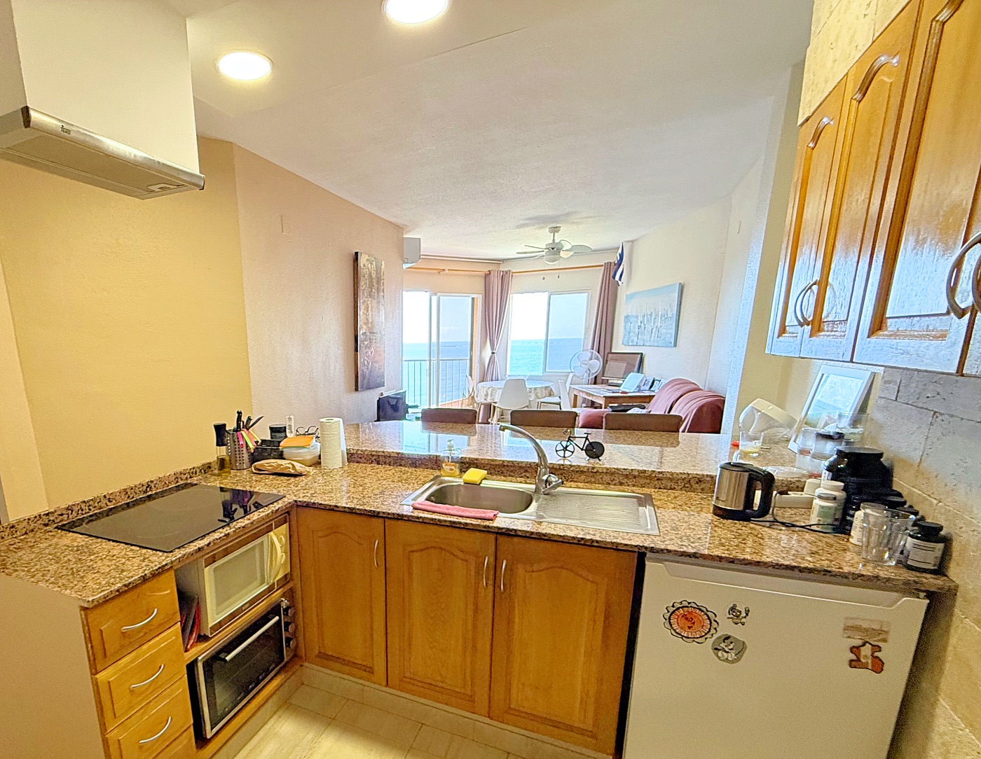Central apartment with sea views and terrace