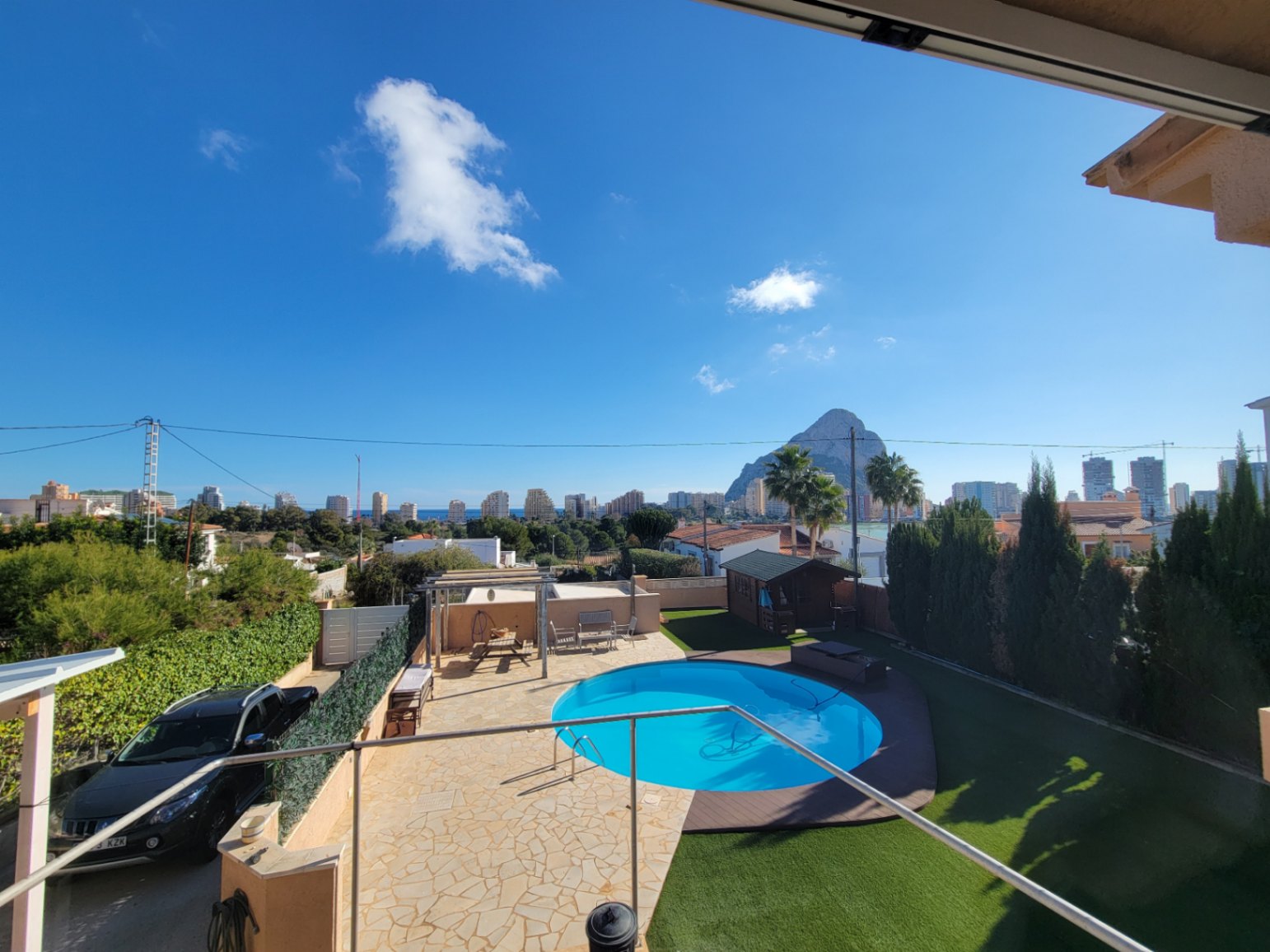 VILLA WITH GUEST APARTMENT IN GOOD LOCATION — photo 8