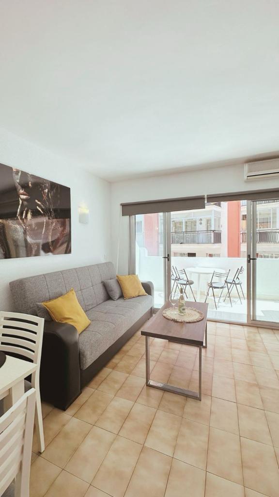 Apartamento in Sale in Cristina I, Calpe, Alicante