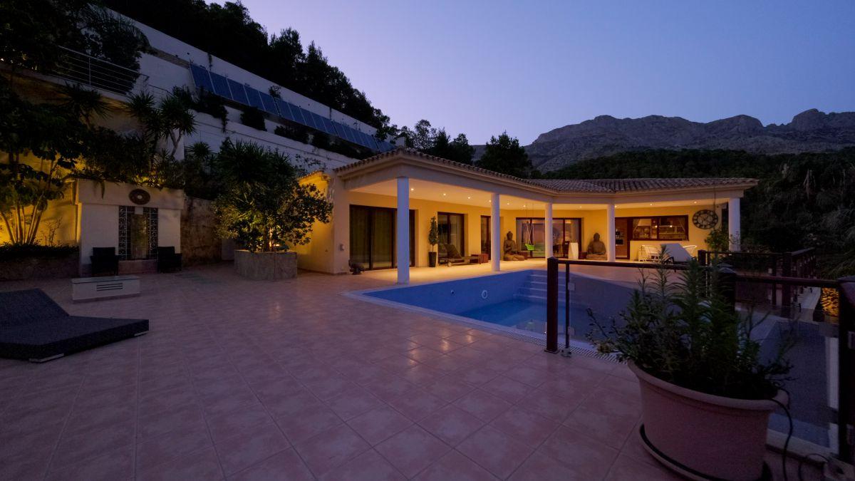 Villa en Venta en Callosa D`en Sarria, Callosa D`en Sarria, Alicante