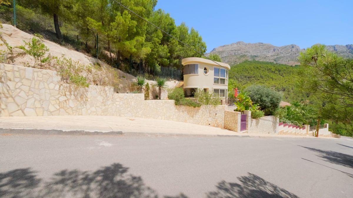 Villa en Venta en Callosa D`en Sarria, Callosa D`en Sarria, Alicante