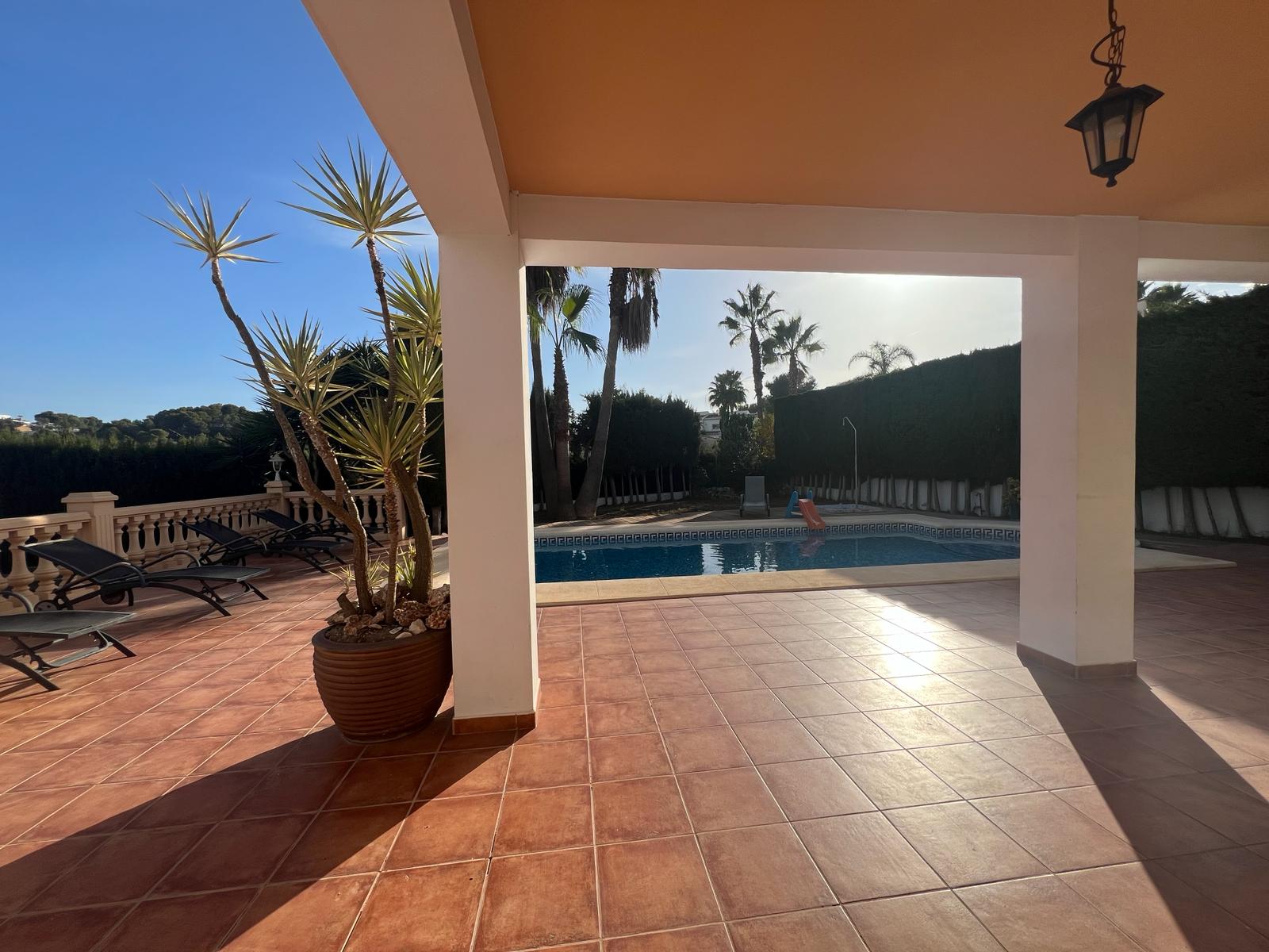 Villa con piscina privada en Moraira